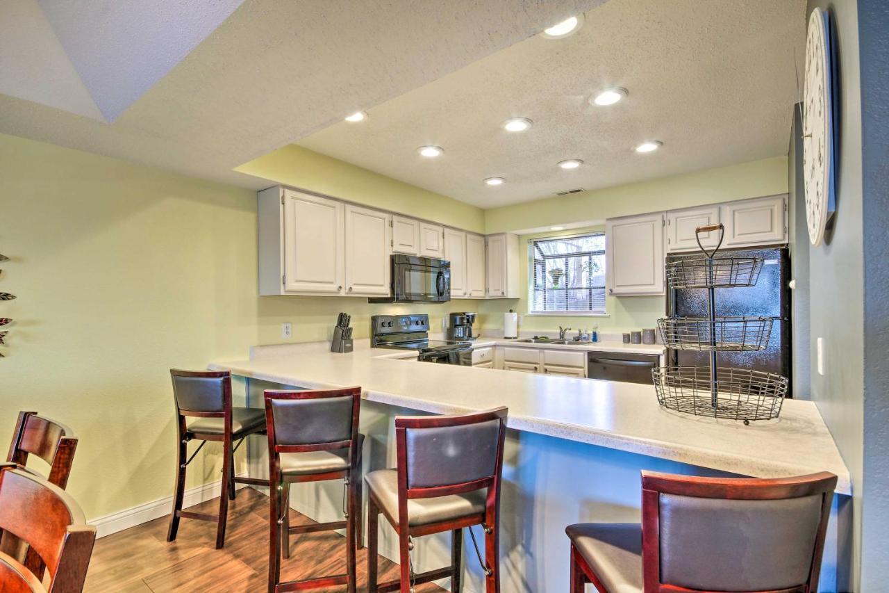 Lakefront Ozarks Condo By Golf And Restaurants! Bagian luar foto